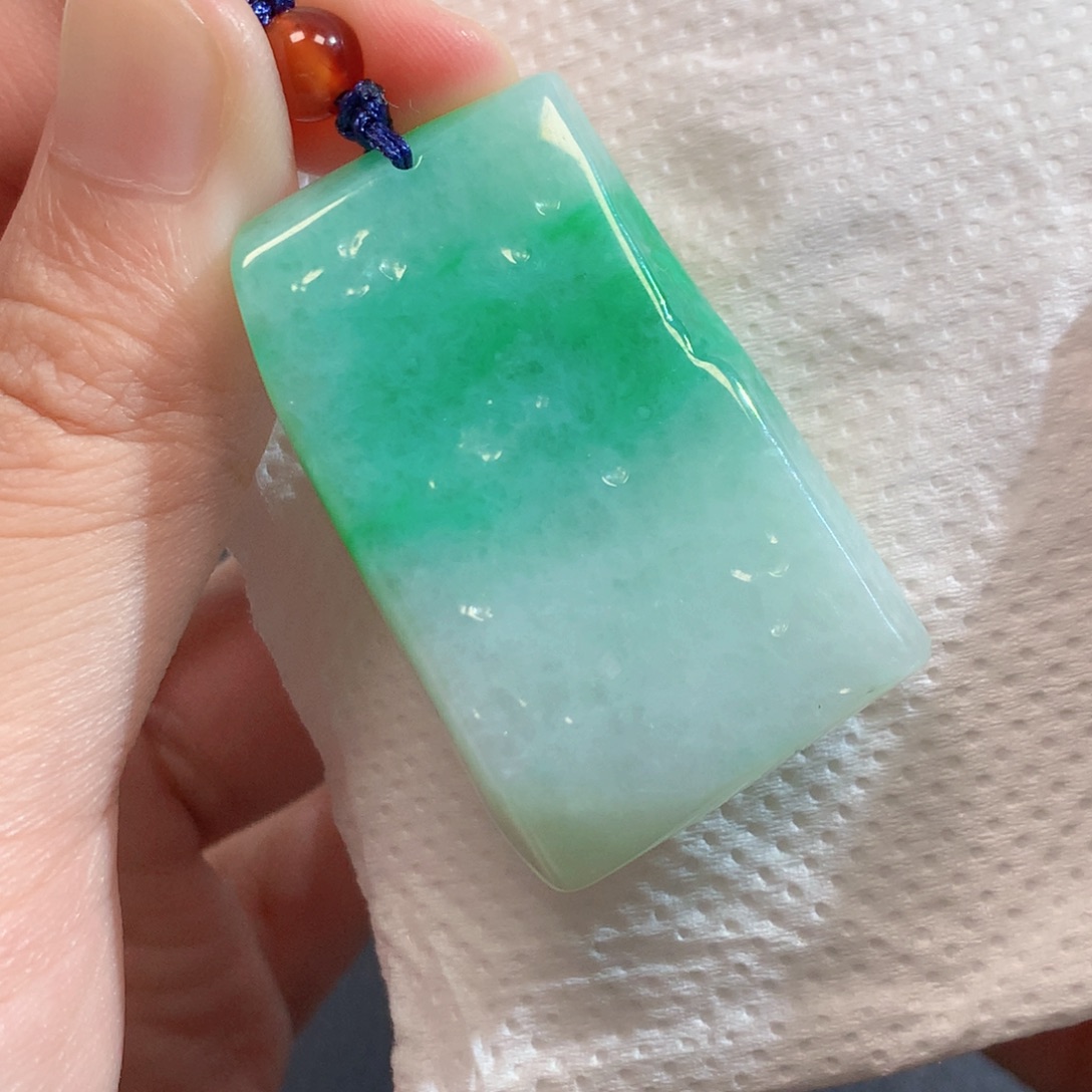 翡翠未镶嵌吊坠(不含链)56