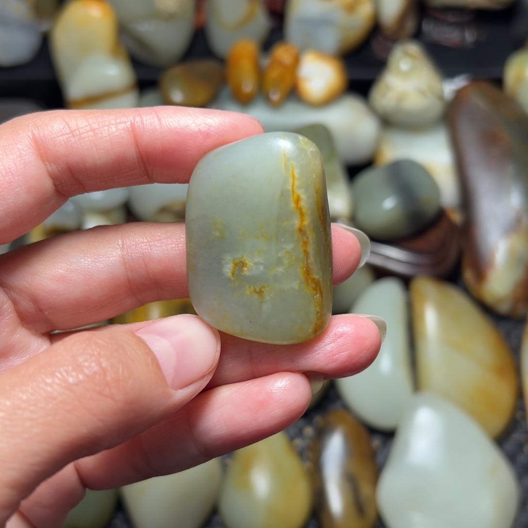 和田玉（青玉）未镶嵌B13