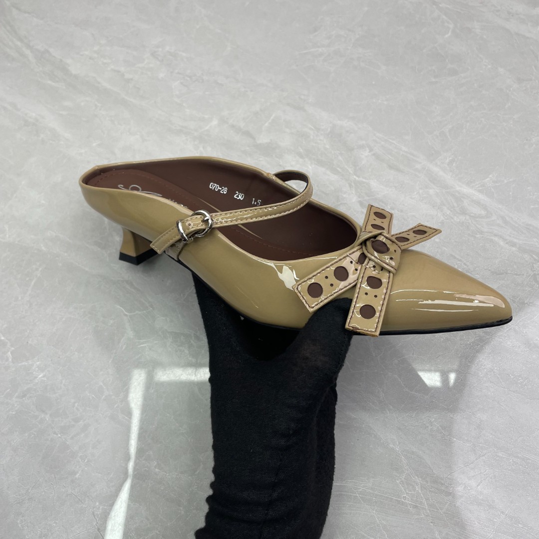 凉鞋女 (牛皮) 070-28 （孤品）f区36/37码