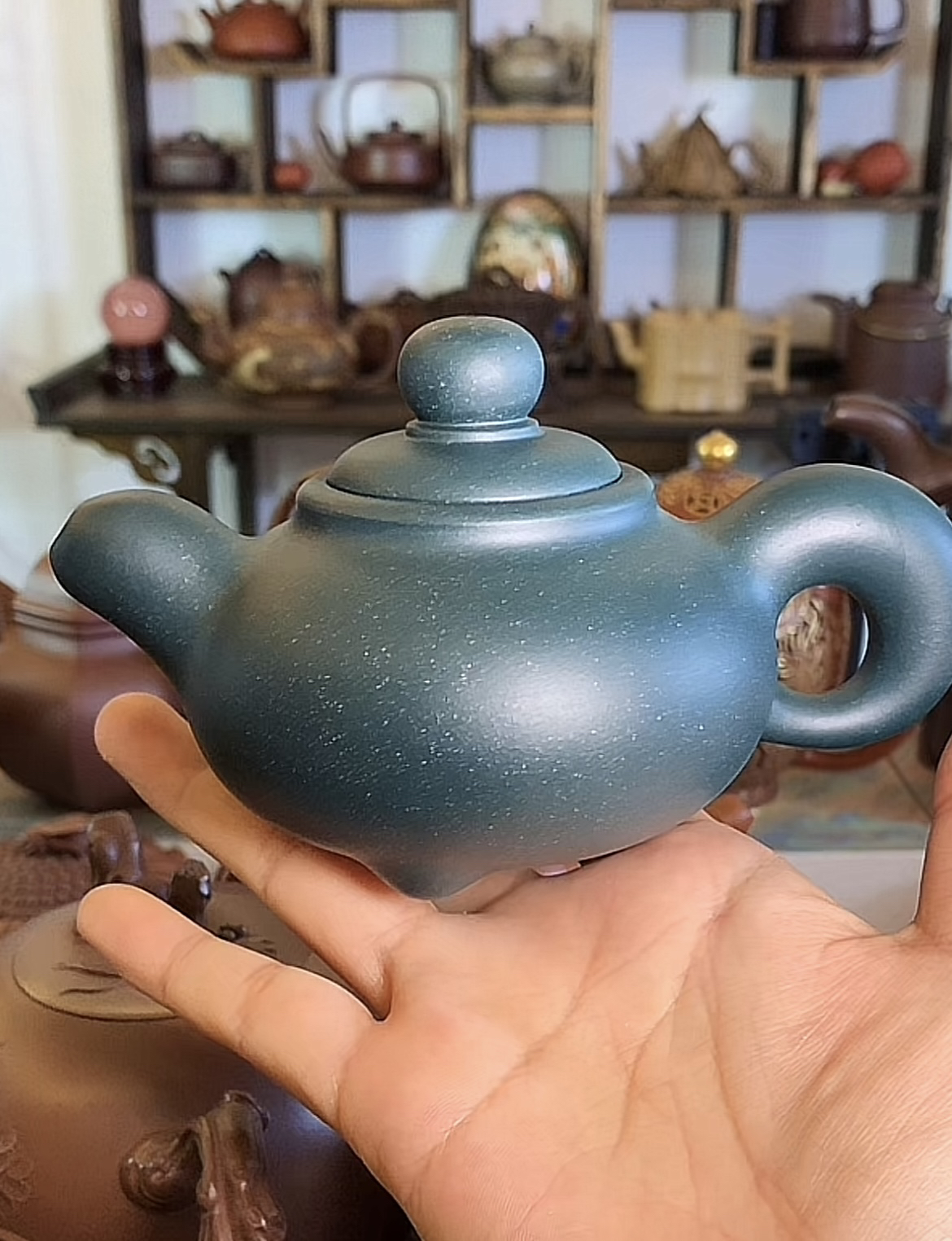 民国绿泥道洪圣珠壶容量180毫升纯全手工制作