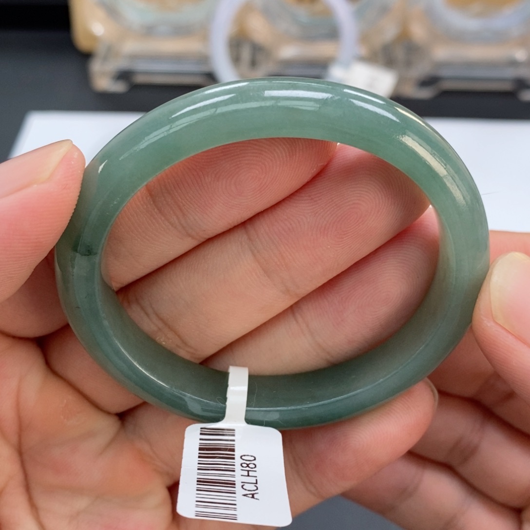 翡翠未镶嵌手镯手镯