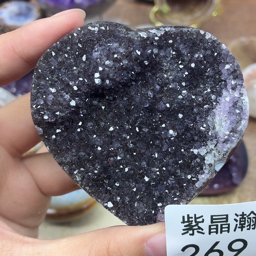 水晶未镶嵌大型摆件（非配饰）