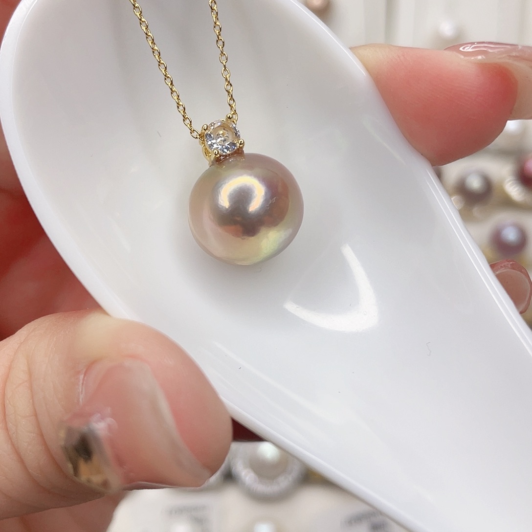 淡水珍珠吊坠(赠链)未镶嵌