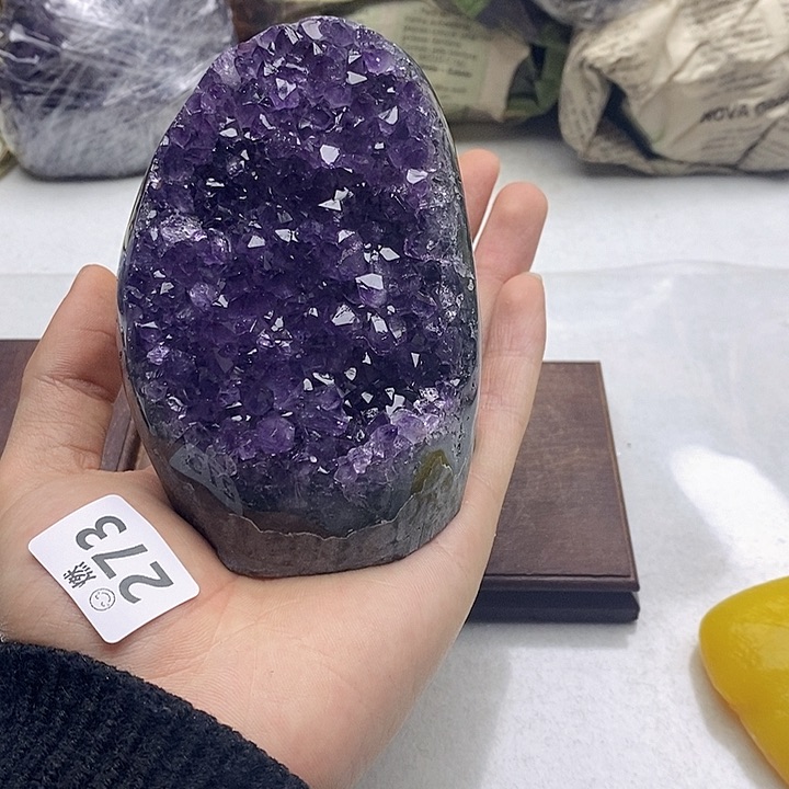 紫晶大型摆件（非配饰）未镶嵌