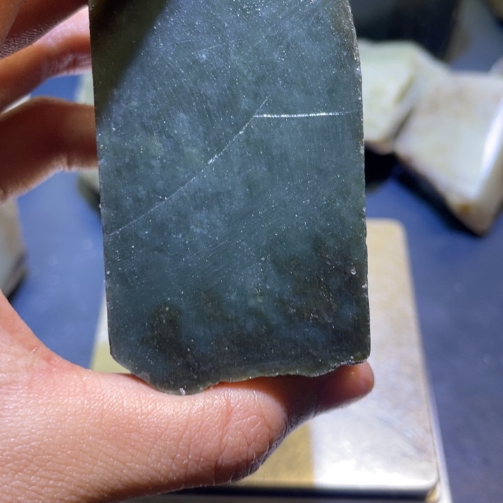 和田玉未镶嵌珠宝半成品