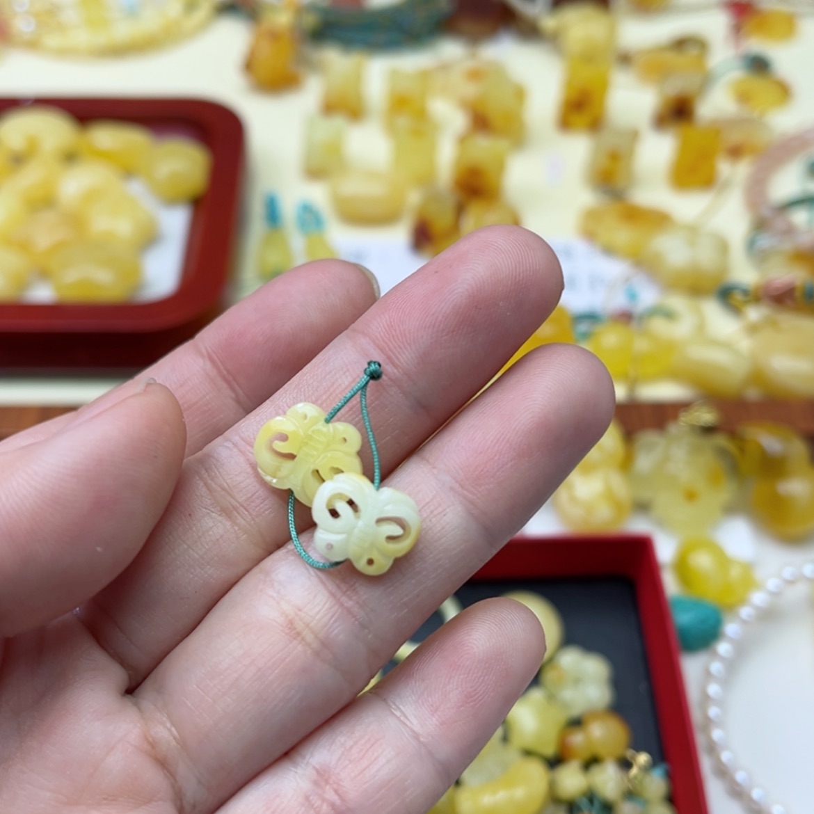 【闪购商品】蜜蜡裸石未镶嵌配饰