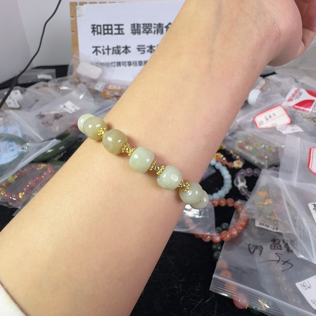和田玉（糖玉）手镯未镶嵌