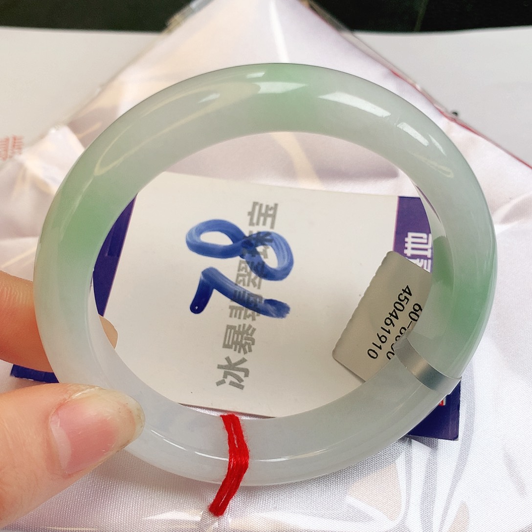 翡翠手镯未镶嵌缅甸天然a货翡翠