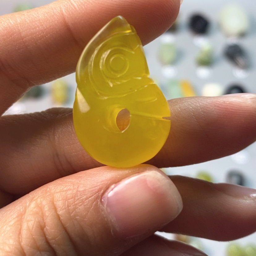 【闪购商品】蛇纹石玉吊坠(不含链)未镶嵌