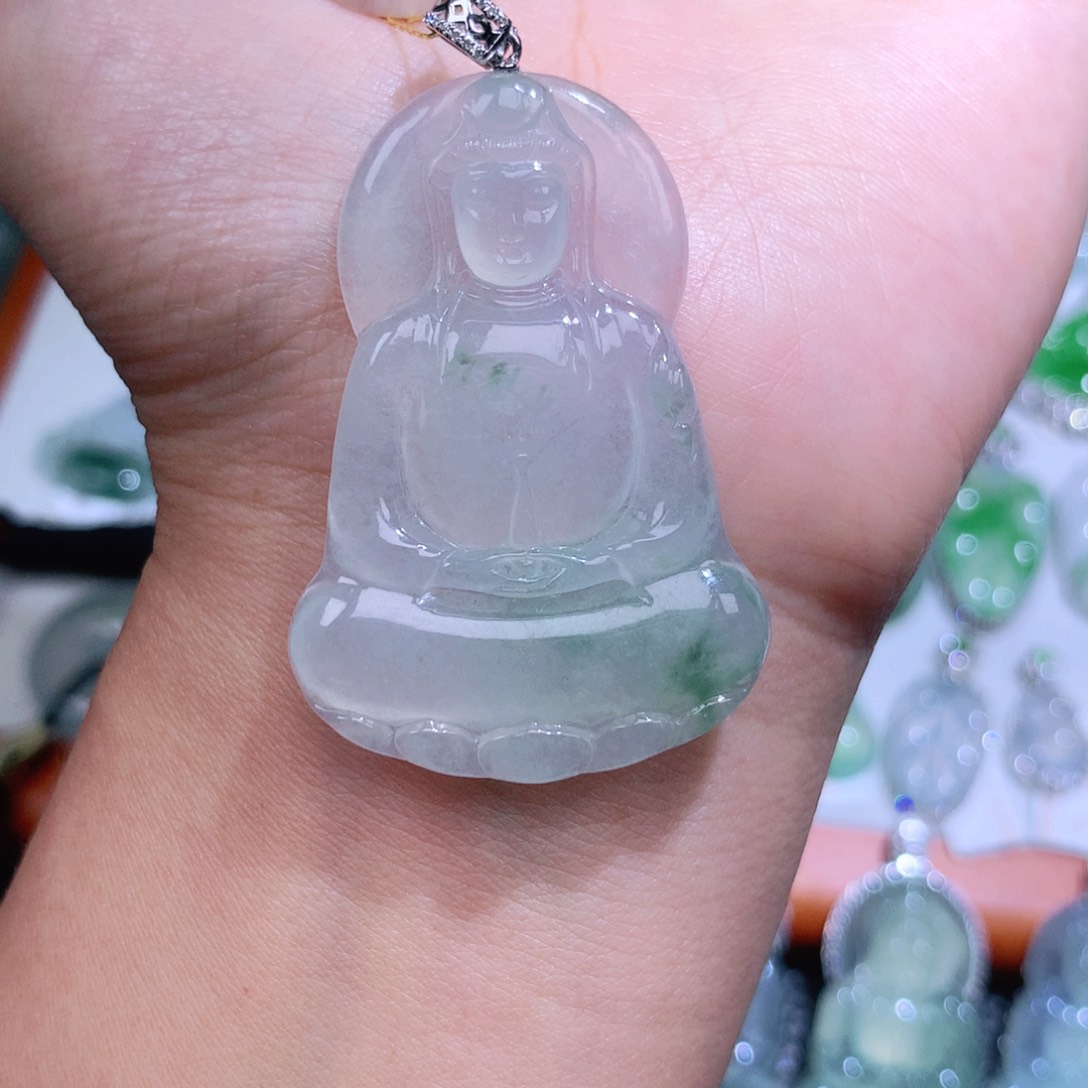 翡翠18K金镶嵌颈饰素衣