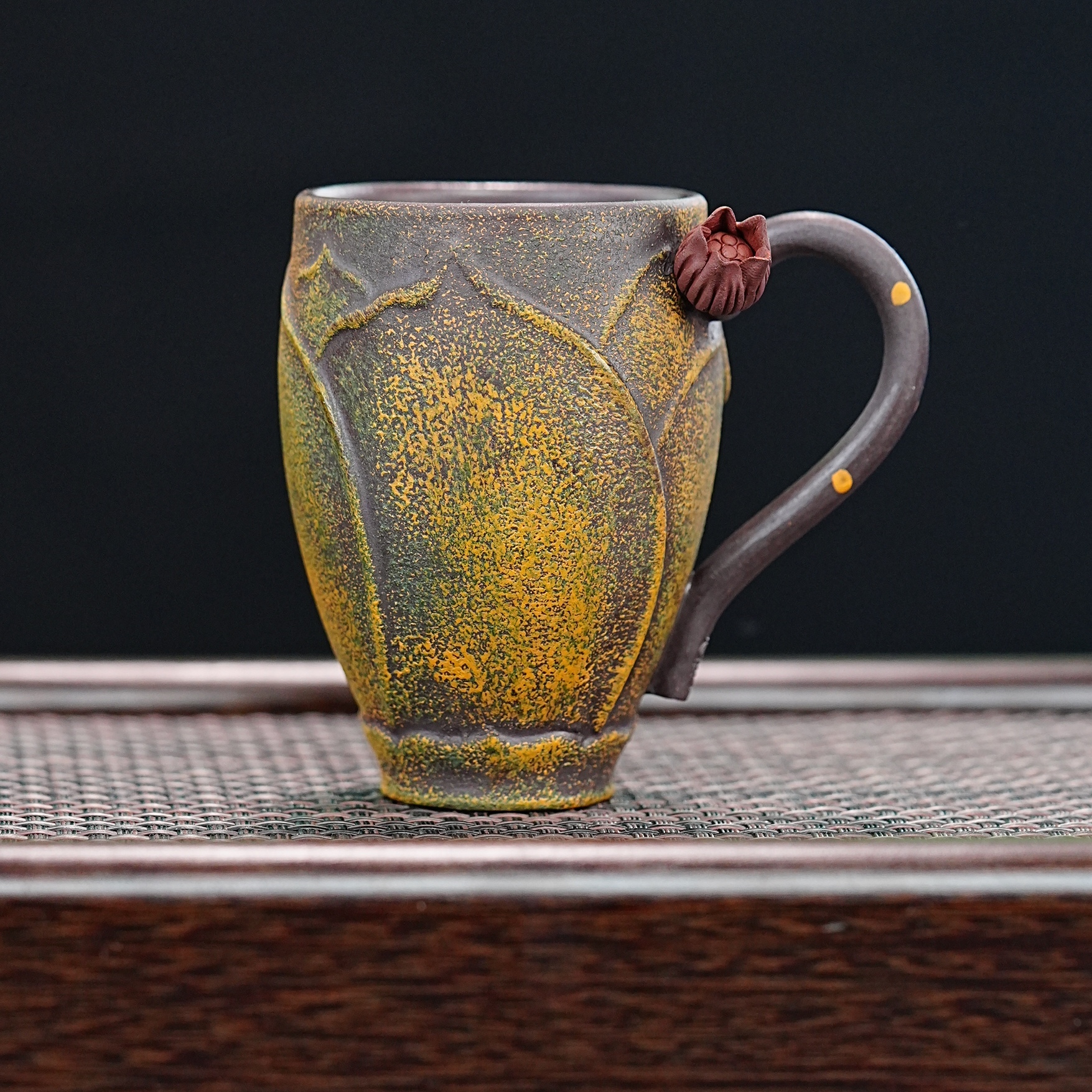 宜兴原矿紫砂紫泥莲蓬莲藕造型手把杯纯手工主人杯家用