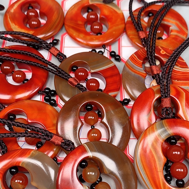 笑***生玛瑙/玉髓未镶嵌颈饰