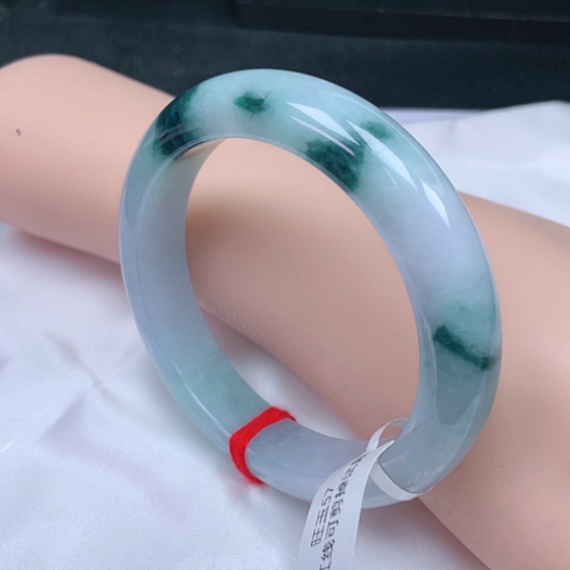 【闪购商品】翡翠手镯未镶嵌，
