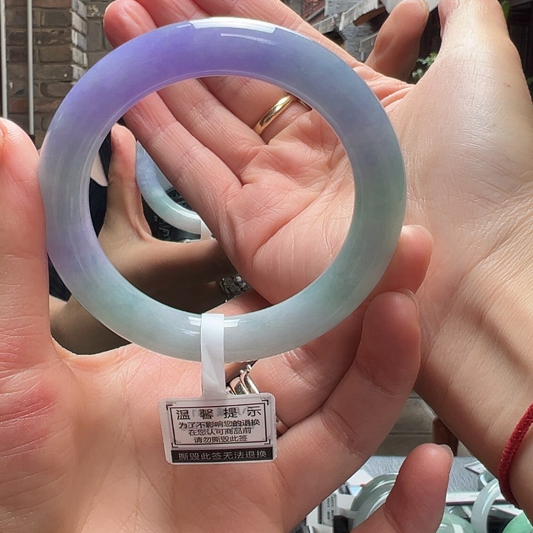 未镶嵌手镯翡翠天然翡翠手镯