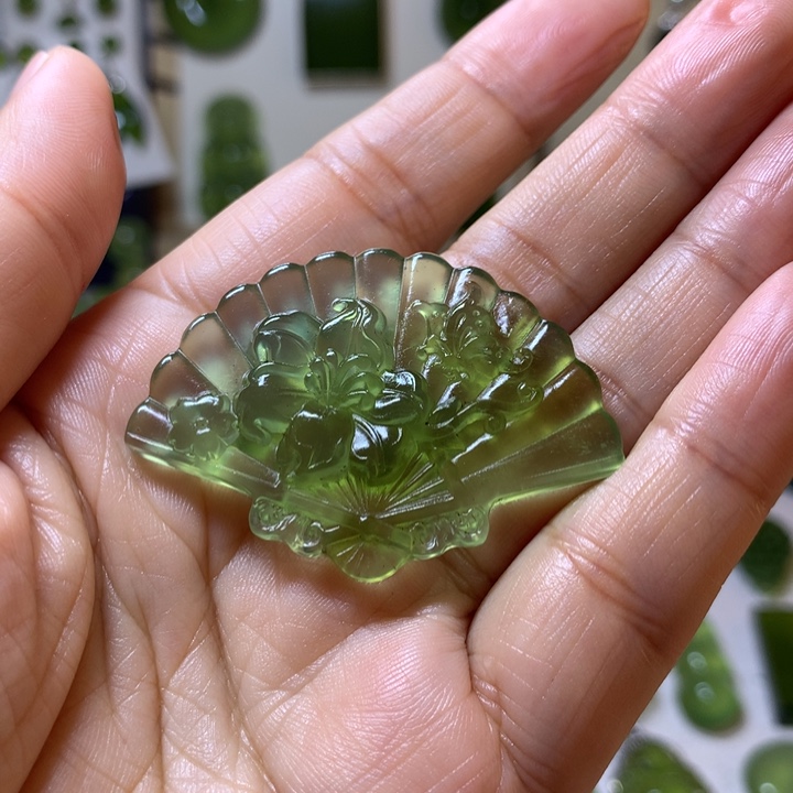 岫玉颈饰未镶嵌吊坠