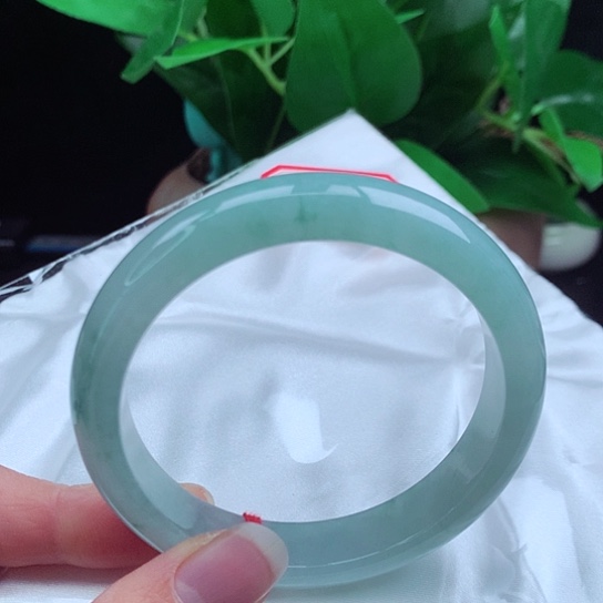 翡翠手镯未镶嵌      正圈57-58