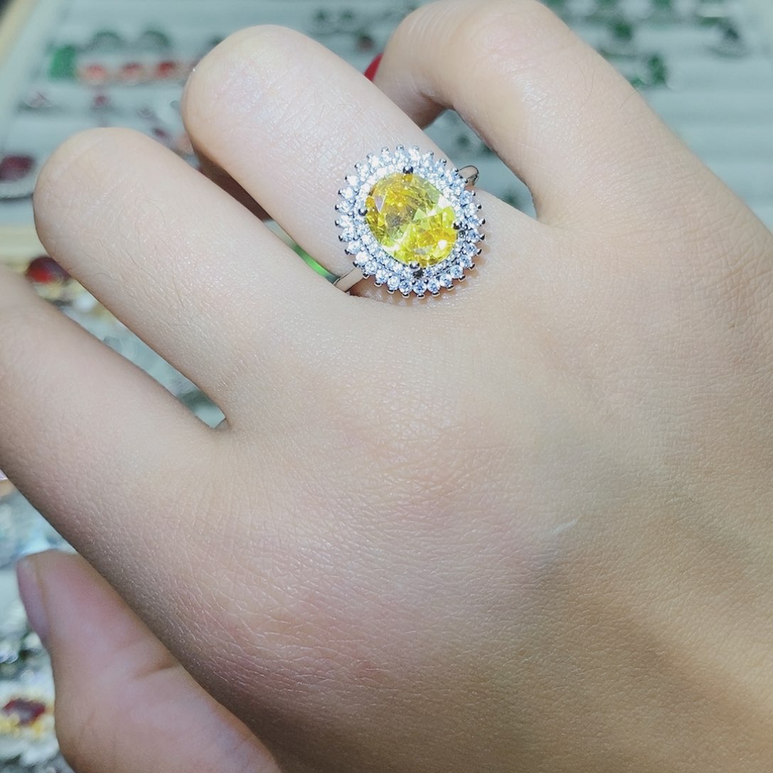 【闪购商品】托帕石耳饰银S925镶嵌