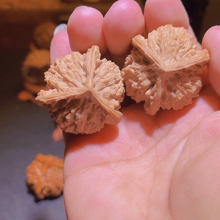 文玩核桃把件盘山