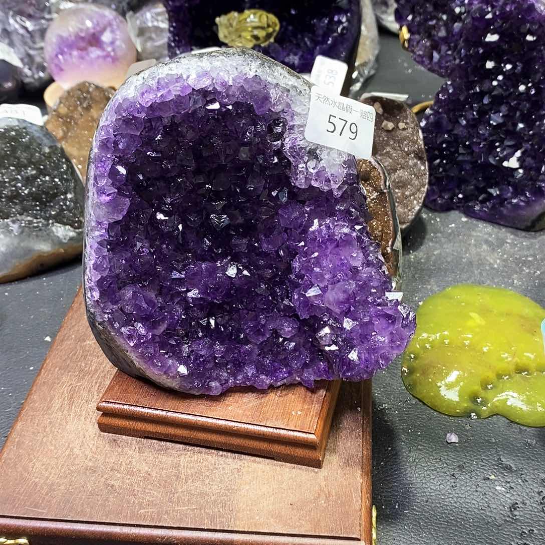 水晶大型摆件（非配饰）未镶嵌