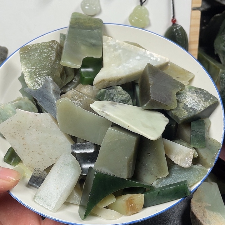 和田玉未镶嵌珠宝半成品