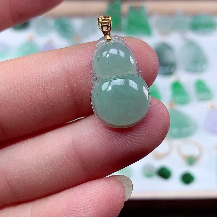 翡翠未镶嵌颈饰吊坠
