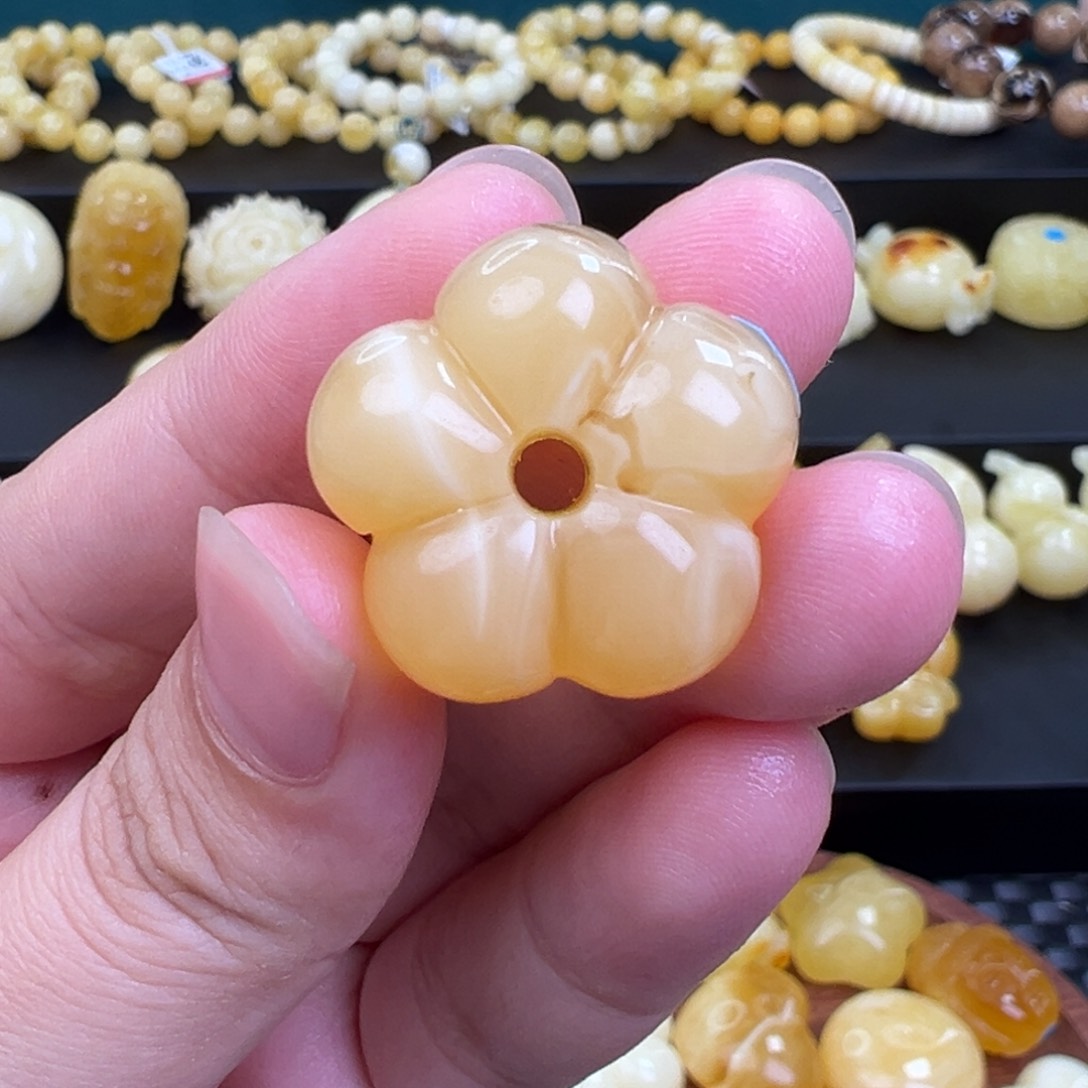 未镶嵌蜜蜡吊坠(不含链)