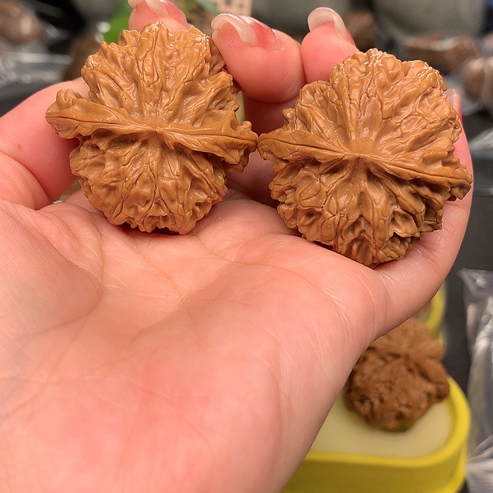 文玩核桃吊坠42➕苹果园