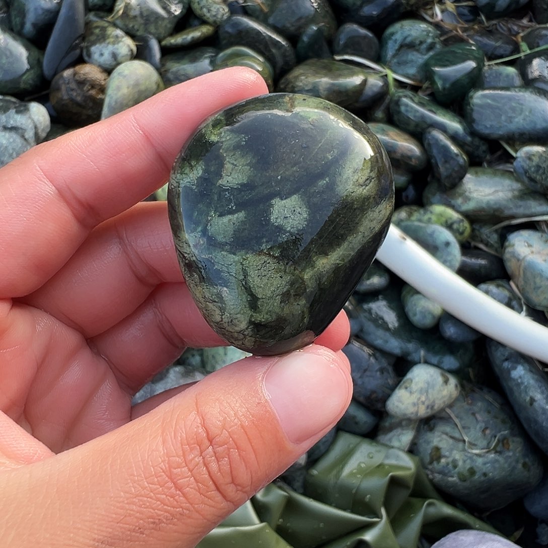 蛇纹石玉合金珠宝奇石8***行