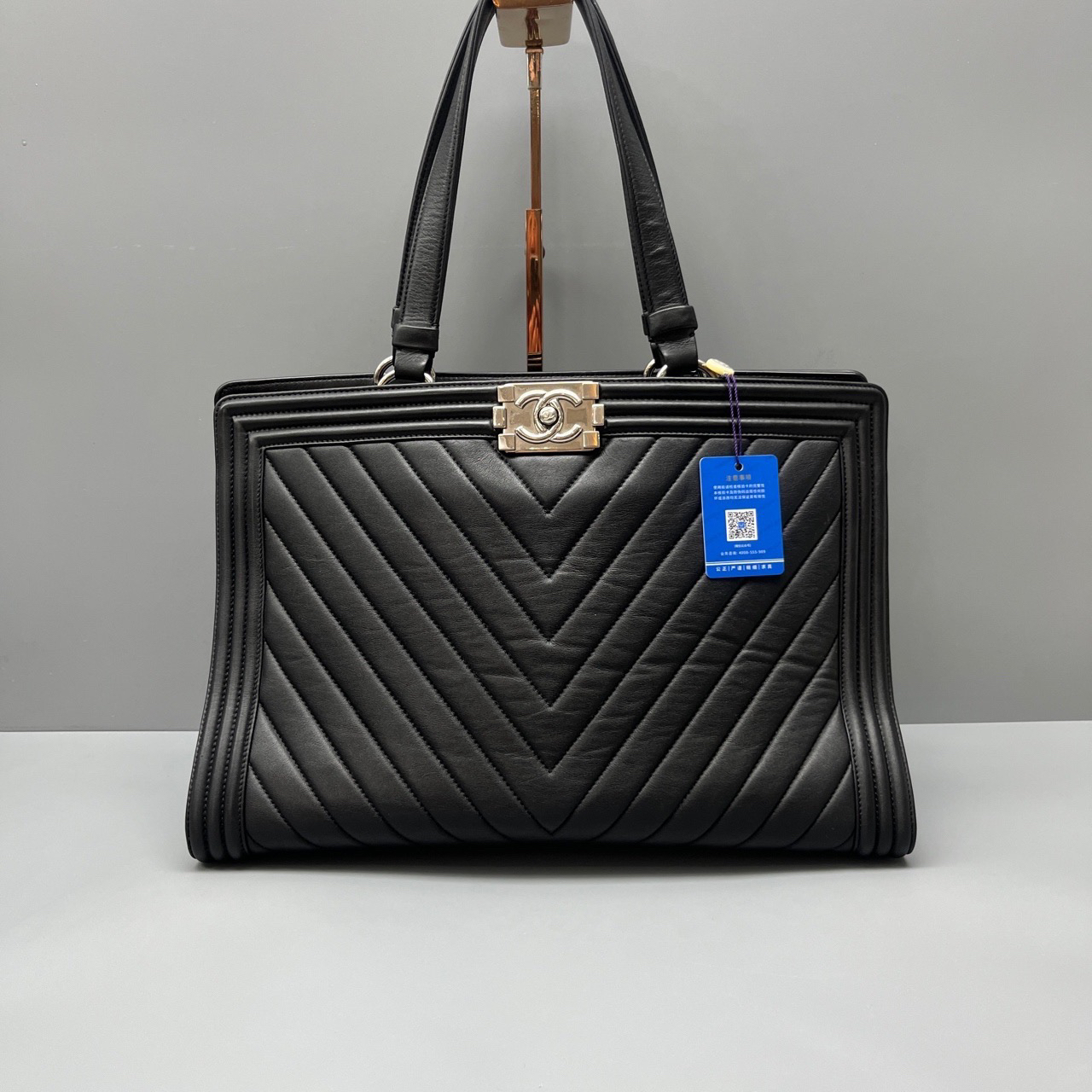 95新 Chanel/香奈儿 Leboy系列托特包 镭射22开尺寸36*23 SV15101