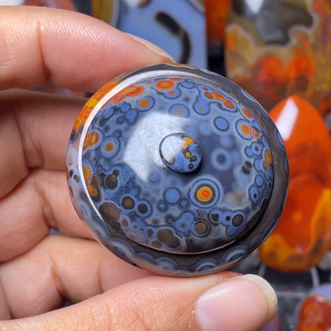 财***郎玛瑙/玉髓未镶嵌颈饰