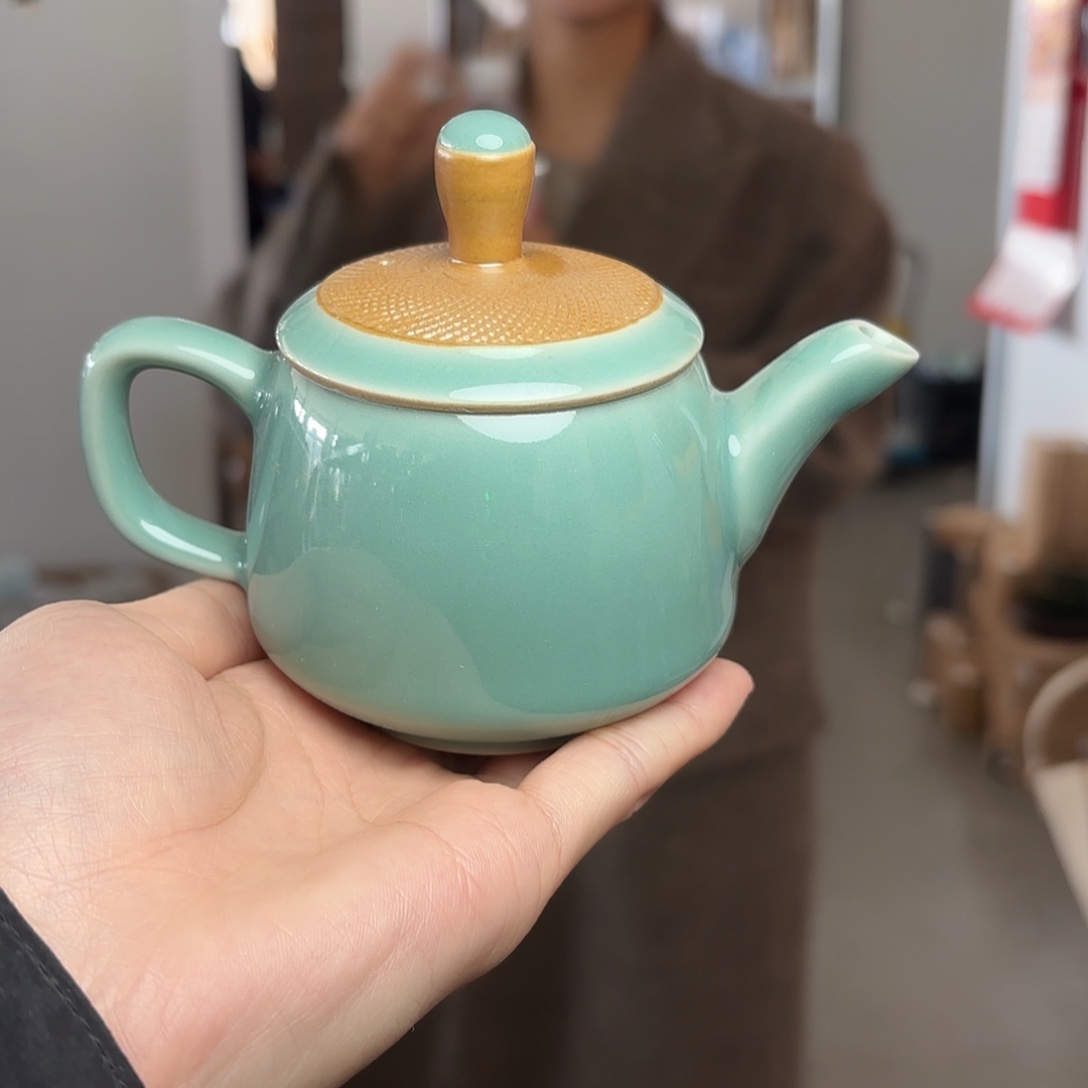 龙泉云间青瓷小米茶器