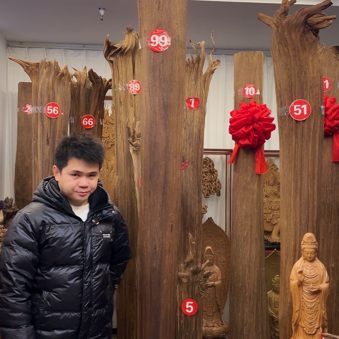 沉香摆件硅****家沉香摆件