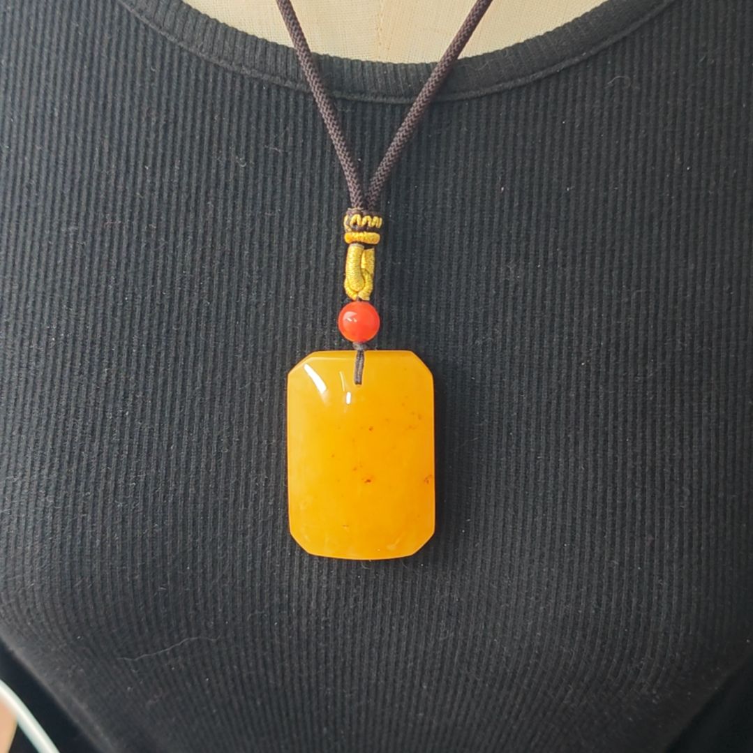 蜜蜡吊坠(赠链)未镶嵌