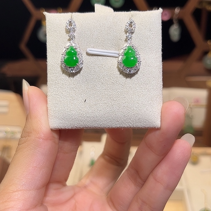 翡翠18K金镶嵌耳饰耳饰