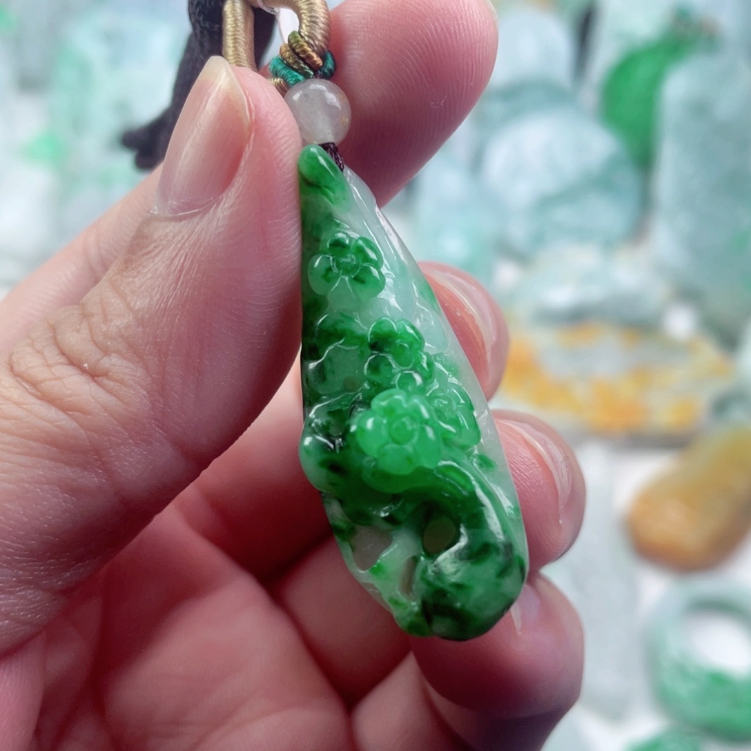 翡翠未镶嵌吊坠(不含链)