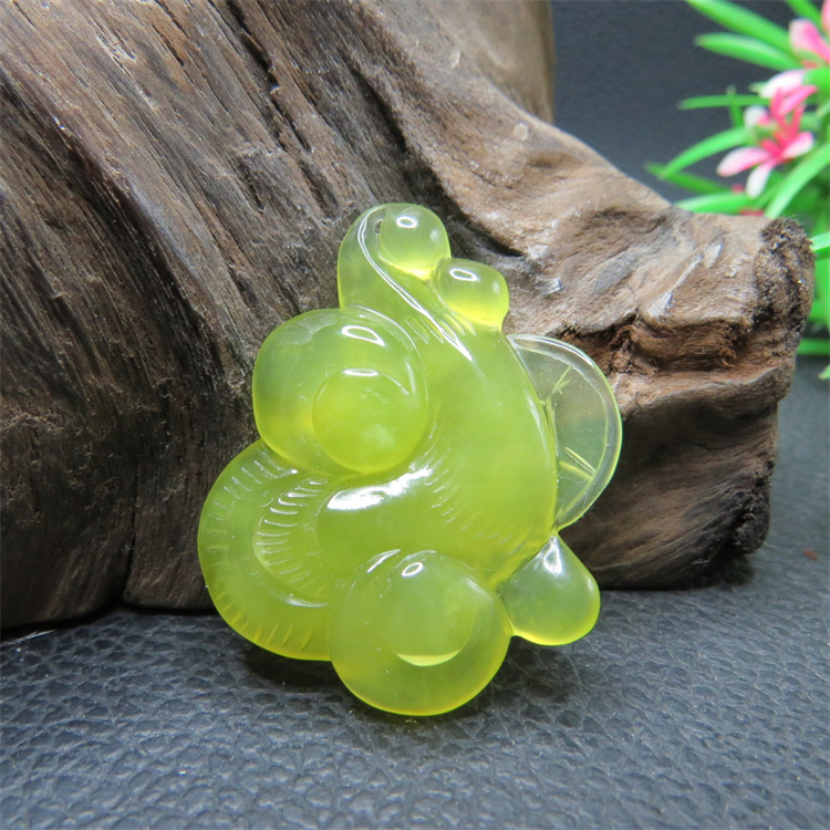 岫玉吊坠黄绿手工雕刻称心如意玉器工艺品产地直销事事如意富贵