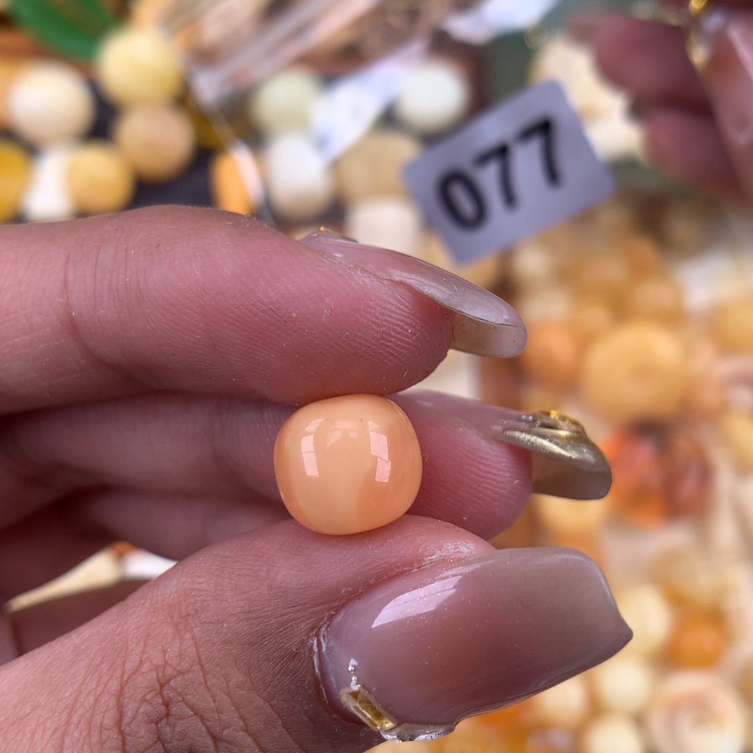 琥珀珠宝奇石未镶嵌9.8