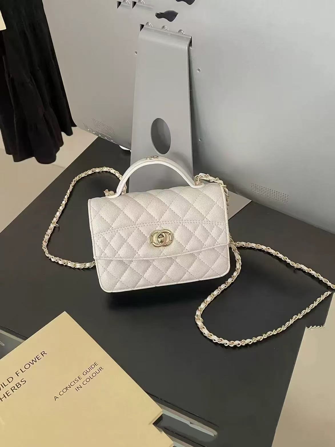 小香风25c菱格双肩包链条斜挎包小号