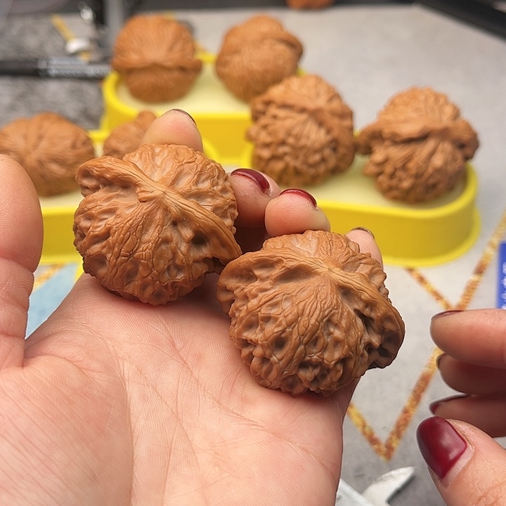 文玩核桃把件（****>宫灯修46