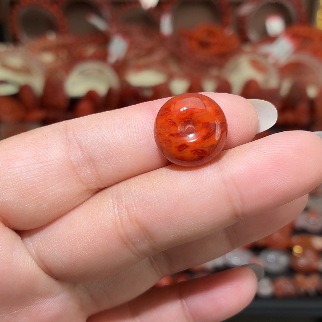 南红玛瑙未镶嵌颈饰火焰纹