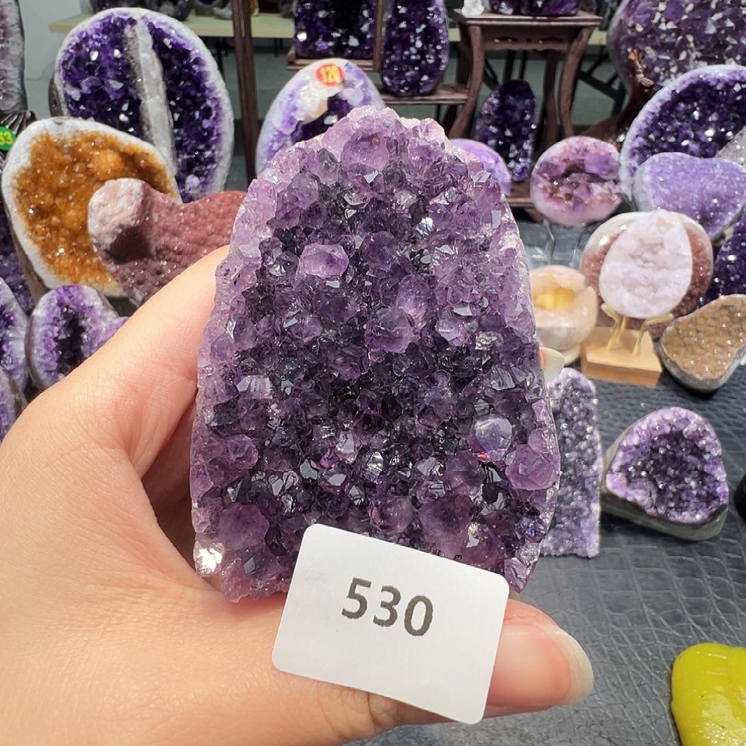 紫晶未镶嵌珠宝半成品