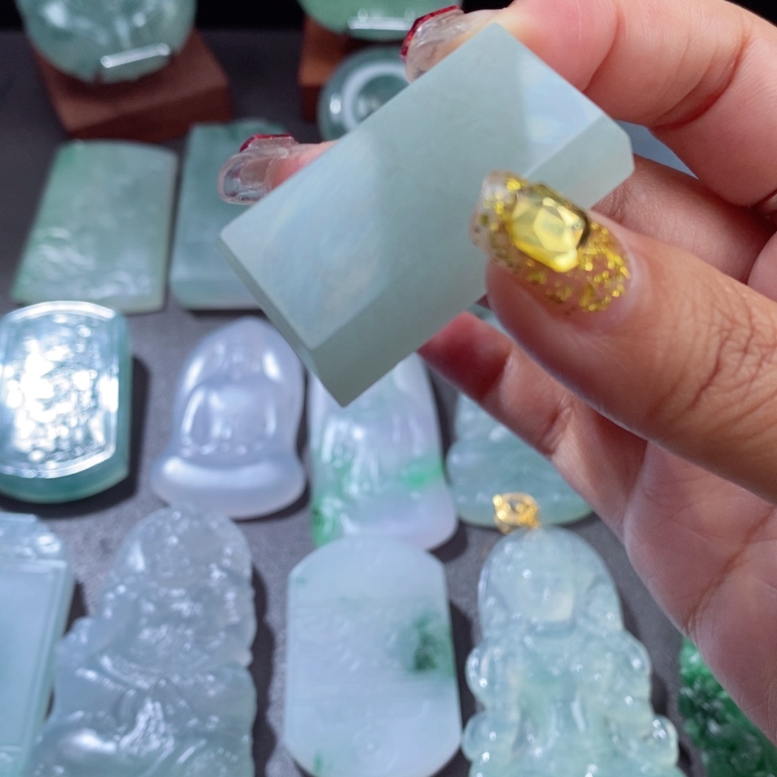 定制翡翠未镶嵌天然翡翠