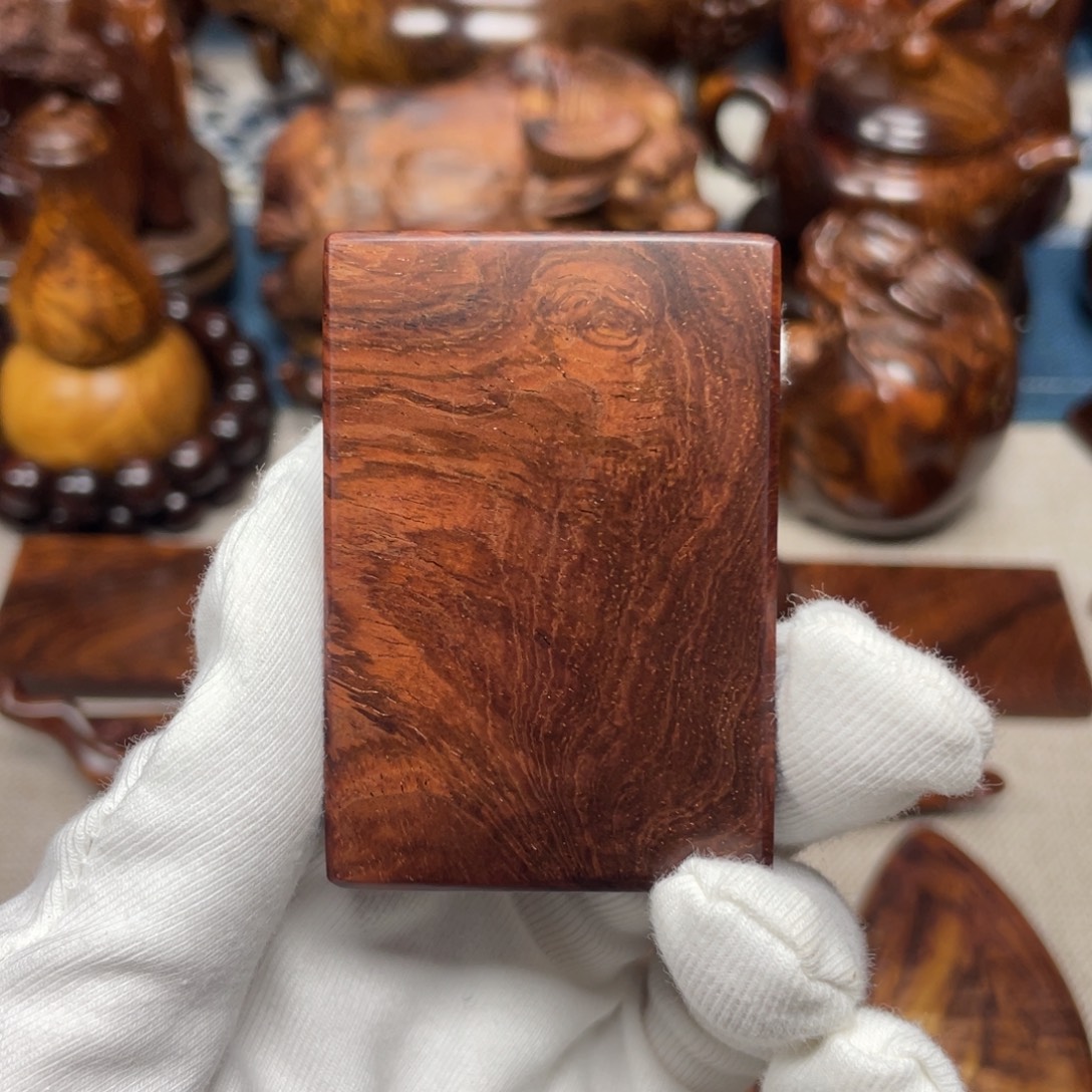 黄花梨/降香黄檀手把件