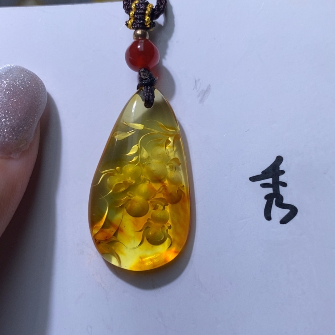 琥珀珠宝奇石未镶嵌
