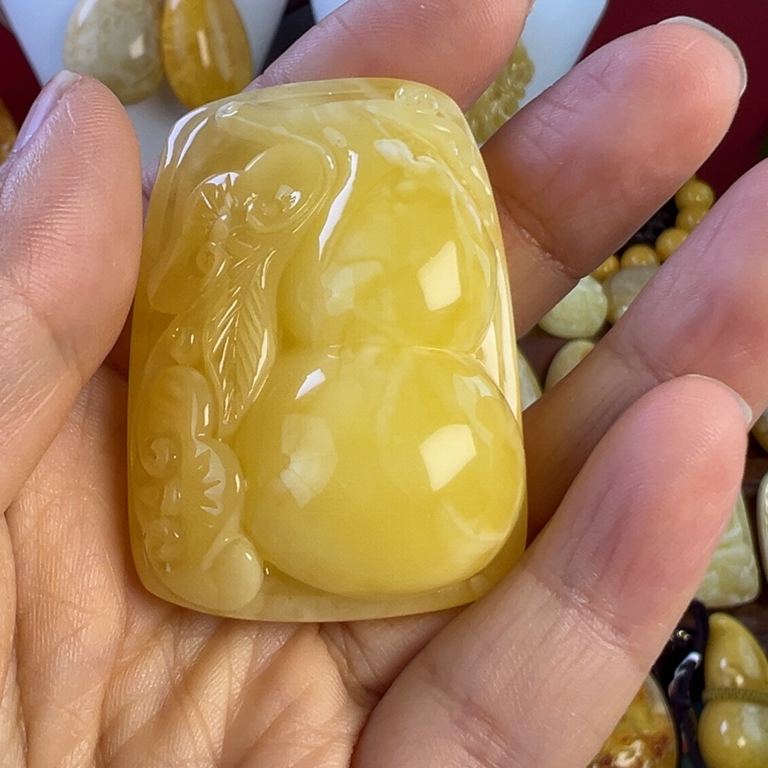 蜜蜡吊坠(不含链)未镶嵌