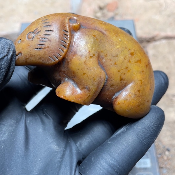 和田玉（糖玉）未镶嵌颈饰