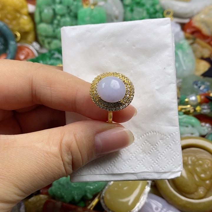 翡翠吊坠(赠链)未镶嵌