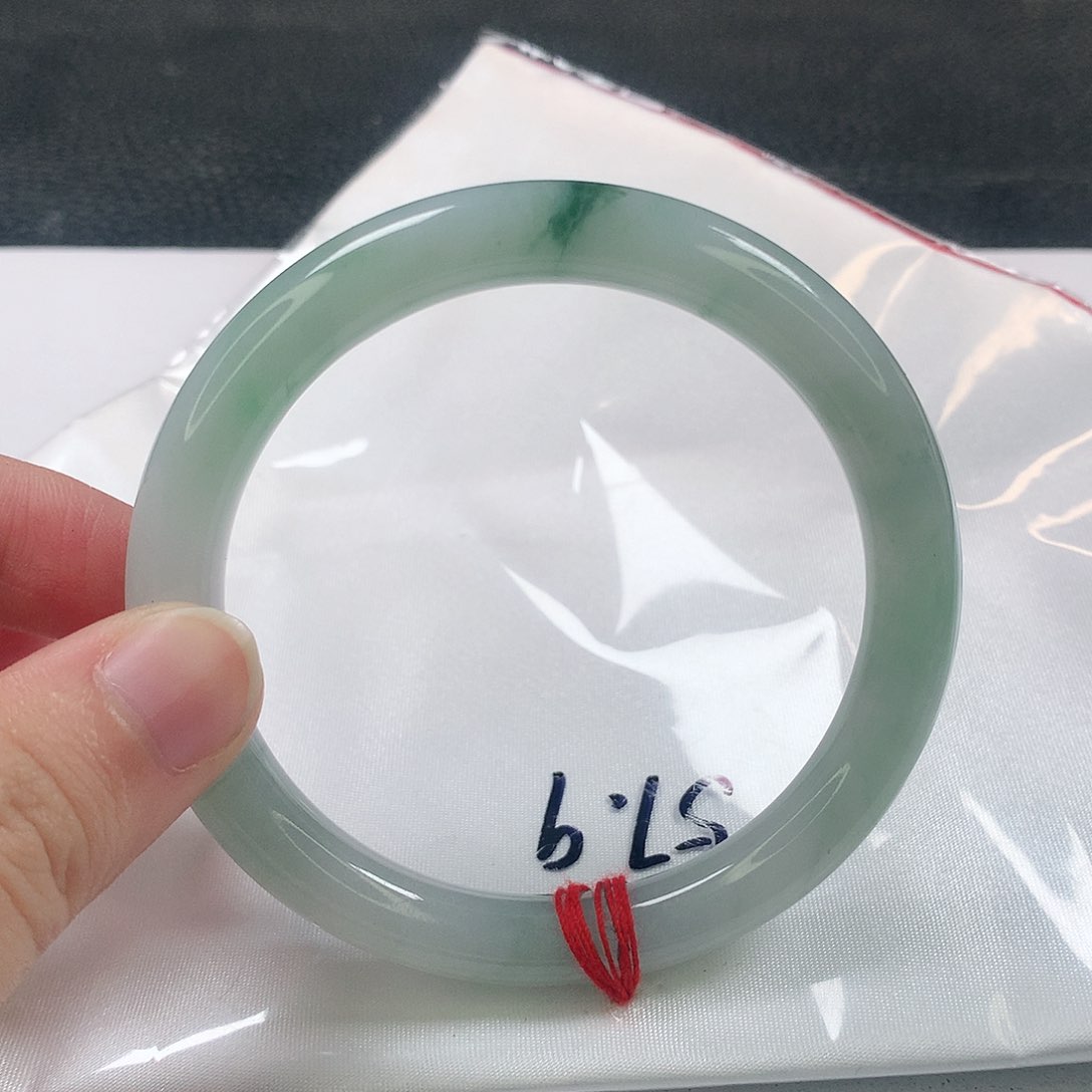 未镶嵌手镯（圆镯）翡翠490