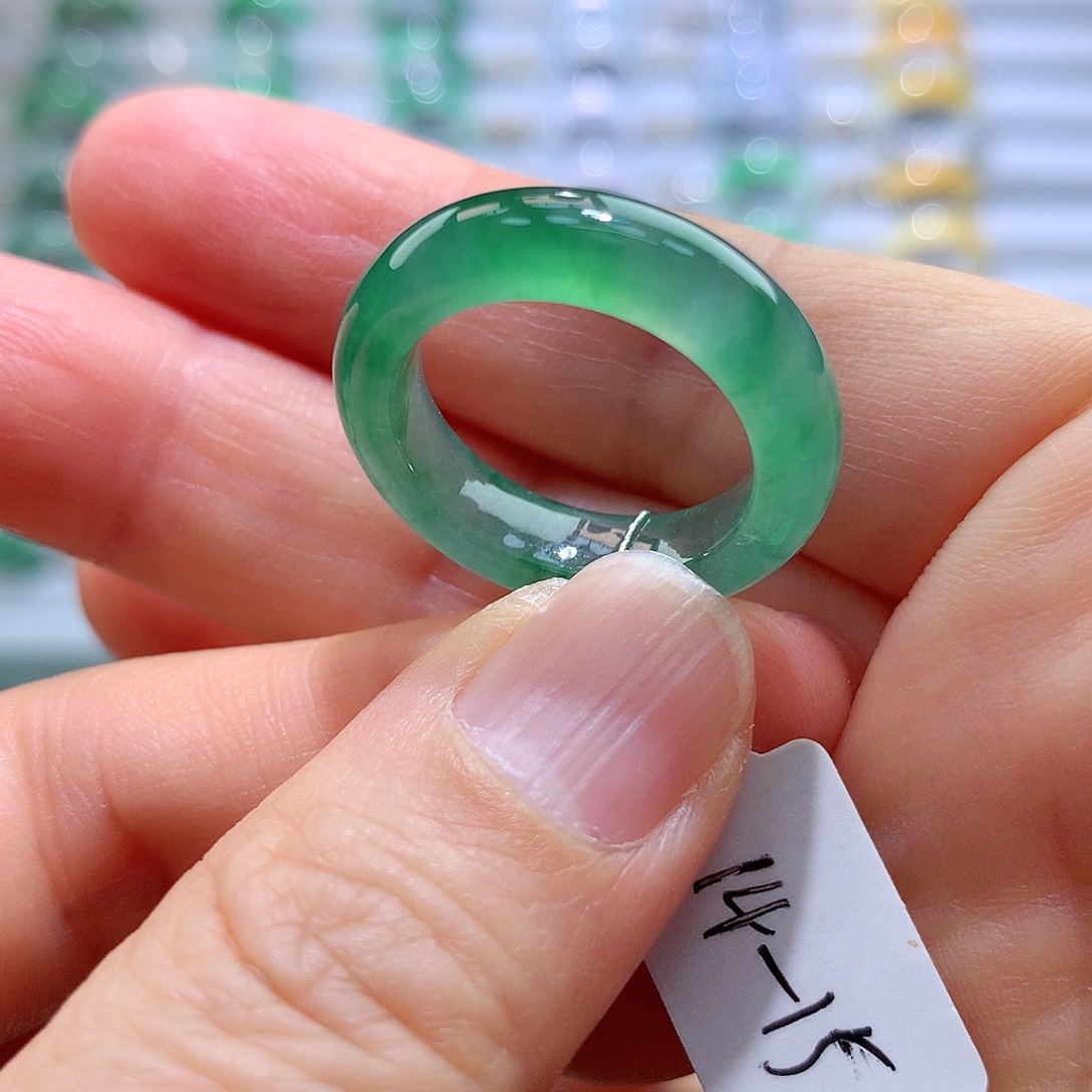 翡翠戒指未镶嵌14-15号