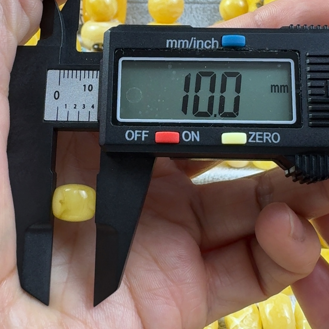 蜜蜡未镶嵌裸石19杂